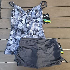 TYR Durafast Women's Verona Grey Rose Brooke Tank & Solid Grey Skort Size XS New